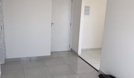 Excelente Apartamento, pronta para morar no Condomínio Terra Nostra com 1 vaga de garagem coberta,