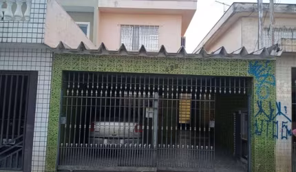 Excelente Sobrado para venda com 115 metros com 03 dormitórios, 2 vagas, jardim Vila Galvão.- Guaru