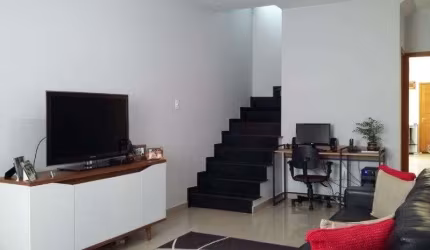 Excepcional sobrado em excelente estado de conservação, na região Vila Flórida, Guarulhos, SP