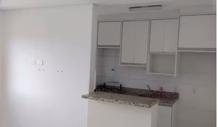 Excepcional apartamento à venda, com 2 dormitórios, 1 vaga de garagem em andar alto, na região do J