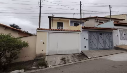 Lindo sobrado à venda, com localização perfeita, à 5 minutos do Shopping, Picanço, Guarulhos, SP