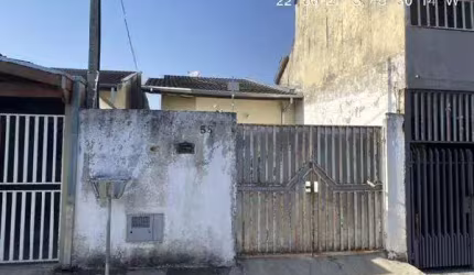 Casa à venda 2 Quartos, 1 Vaga, 10M², MOMBACA, PINDAMONHANGABA - SP