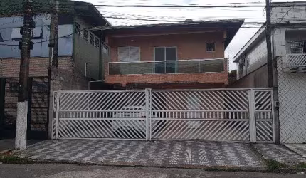 Casa à venda 2 Quartos, 1 Vaga, 10M², TUPI, PRAIA GRANDE - SP
