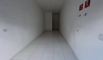 Loja com Excelente Acabamento no Jardim Presidente Dutra – Ideal para Começar com Sucesso!