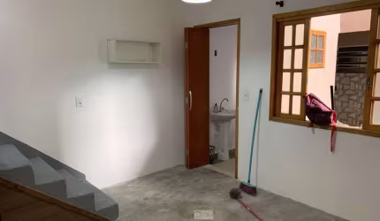 Excelente Sobrado para locação, 60 metros, 2 dormitórios, 2 banheiros-  Picanço, Guarulhos, SP