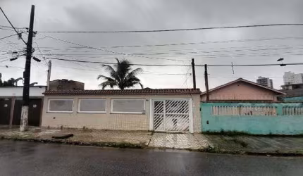 Casa à venda 2 Quartos, 2 Vagas, 147M², TUPI, PRAIA GRANDE - SP