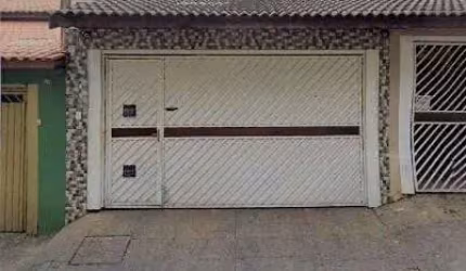 Casa Térrea à Venda – Em frente ao Supermercado Nagumo