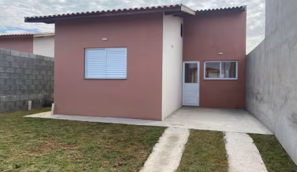 Casa com 3 quartos à venda no Jardim Ipê VIII, Mogi Guaçu , 67 m2 por R$ 290.000