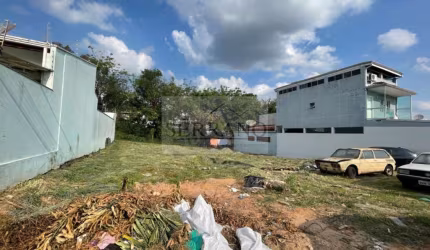 Terreno à venda no João XXIII, Vinhedo  por R$ 300.000