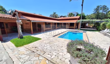 casa em condomínio à venda em Vinhedo-SP, Caixa D´água: 5 quartos, 5 suítes, 3 salas, 4 banheiros, 10 vagas, 580m².