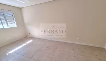 Imperdível: Casa à venda em Vinhedo-SP, bairro Capela, 3 quartos, 1 suíte, 2 salas, 2 banheiros, 2 vagas de garagem, 200m².