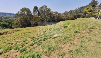Terreno à venda em condomínio de luxo: 808,01 m² na cidade de Itupeva-SP, bairro Medeiros.