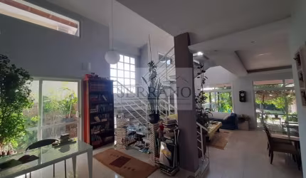 Espetacular Casa em Condomínio à Venda no Bosque, Vinhedo-SP: 4 Quartos, 4 Suítes, 3 Salas, 7 Banheiros, 3 Vagas - 417m².