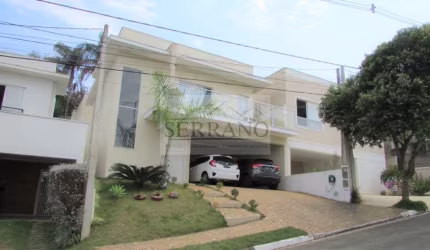 Casa de luxo em condomínio na Vila Capuava, Valinhos-SP: 3 quartos, 1 suíte, 2 salas, 2 banheiros, 4 vagas, 177m².