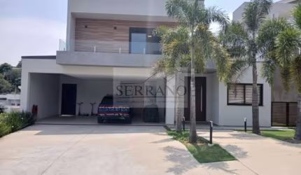 Casa de Luxo em Condomínio à Venda em Vinhedo-SP, Jardim Panorama  4 Quartos, 3 Suítes, 3 Salas, 6 Banheiros, 6 Vagas  320m².