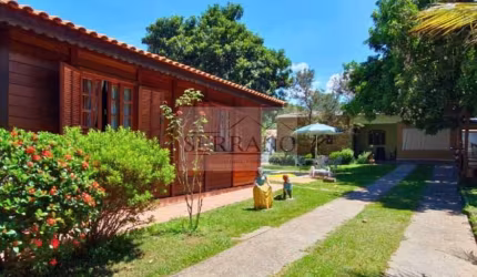Imperdível: Casa em condomínio de luxo com 6 quartos e 3 suítes em São Joaquim, Vinhedo-SP - 256m² - Agende sua visita!