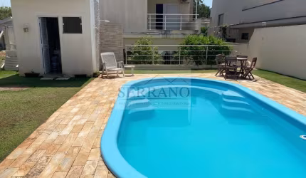 Casa de luxo em condomínio na Reserva dos Vinhedos em Louveira-SP: 3 quartos, 2 suítes, 1 sala, 4 banheiros, 4 vagas, 230m².