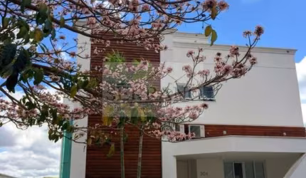 Imperdível casa em condomínio de alto padrão em Villaggio Capríccio - Louveira-SP: 3 quartos, 3 suites, 2 salas, 4 banheiros, 3 vagas de garagem, 430m² de área.