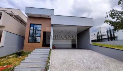 Casa de alto padrão em condomínio de luxo em Valinhos-SP, 3 suítes, 3 salas, 4 banheiros, 2 vagas, 176m² - Bairro Pinheiro.