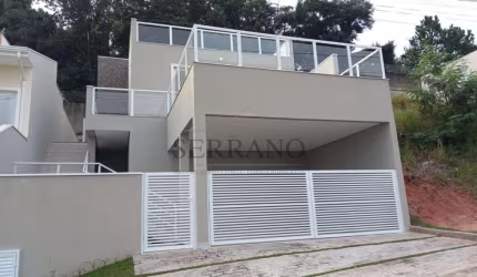Linda casa à venda em Louveira-SP, no bairro Quinta das Videiras! 3 quartos, 3 suítes, 2 salas, 5 banheiros, 4 vagas, 190m².