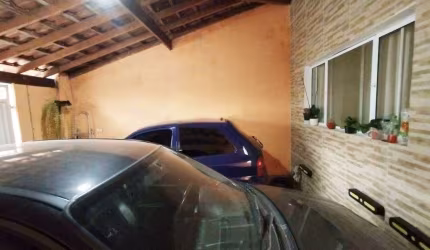 CASA A VENDA EM VINHEDO
