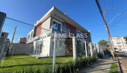 Casa com 3 quartos à venda na Rua Reverendo Doutor Israel Vieira Ferreira, 365, Mont Serrat, Canoas por R$ 1.725.000