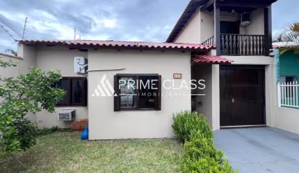 Casa com 3 quartos à venda na Rua Argélia, 92, Estância Velha, Canoas por R$ 549.000