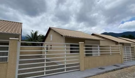 Casa em Condomínio para Venda em Guapimirim, Cotia, 2 dormitórios, 1 suíte, 2 banheiros, 1 vaga