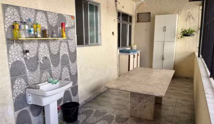 Casa para Venda em Duque de Caxias, Chácaras Rio-Petrópolis, 3 dormitórios, 2 banheiros