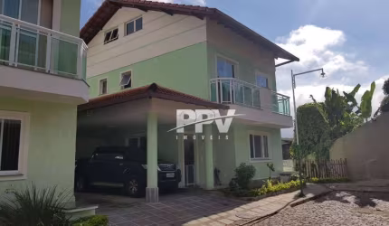 Casa em Condomínio para Venda em Teresópolis, Agriões, 4 dormitórios, 2 suítes, 3 banheiros, 4 vagas