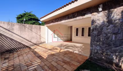 Casa com 4 quartos à venda no Jardim do Sol, Campinas  por R$ 898.000
