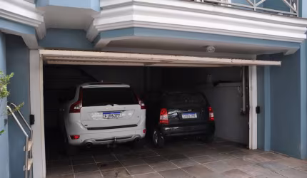 Residencia 4D com 4 suítes no bairro três figueiras Porto Alegre