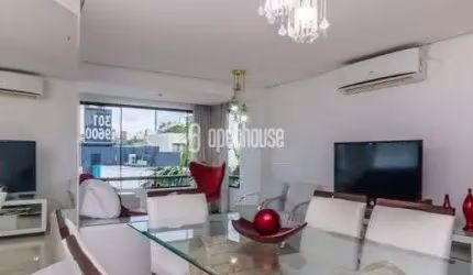 Cobertura - 207m² com 2d. no bairro Petrópolis.