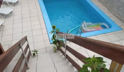 Deslumbrante casa de 4 quartos 2 salas 2 garagem 4 banheiros