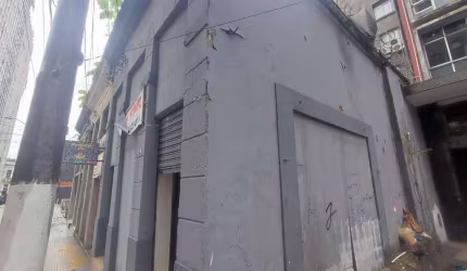 LOCAÇÃO/VENDA | PONTO COMERCIAL + LAJE | VERSÁTIL | 150 m² | CENTRO