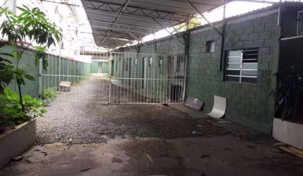 TERRENO EM AVENIDA DE GRANDE CIRCULAÇÃO - FRENTE15 m X 50m - TERMINA 3m