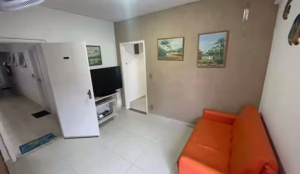 VENDA | KITNET 1 DORMITÓRIO | 1 VAGA | FRENTE MAR | 40 m² | VILA CAIÇARA