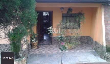 Casa para Venda - 100m², 2 dormitórios, 2 vagas - Belém Velho