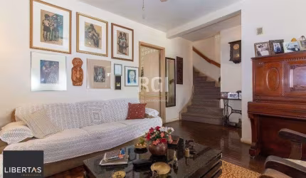 Cobertura para Venda - 240m², 3 dormitórios, sendo 1 suites, Rio Branco