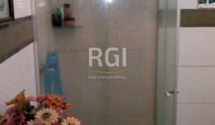 Casa para Venda - 65m², 3 dormitórios, 3 vagas - São José