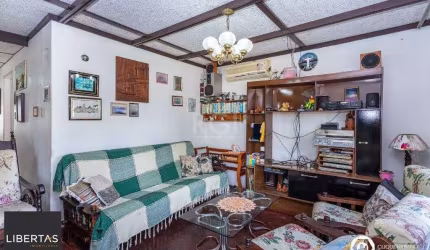 Casa para Venda - 93m², 4 dormitórios, sendo 1 suites, 4 vagas - Jardim Leopoldi