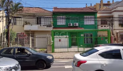Casa para Venda - 292m², 3 dormitórios, sendo 1 suites, 2 vagas - Cidade Baixa