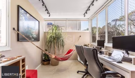 Apartamento para Venda - 75m², 3 dormitórios, sendo 1 suites, 1 vaga - Petrópoli