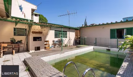 Casa para Venda - 143.32m², 3 dormitórios, sendo 1 suites, 5 vagas - Parque Sant