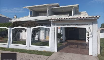Casa para Venda 3 dormitórios 2 vagas - Capão Novo