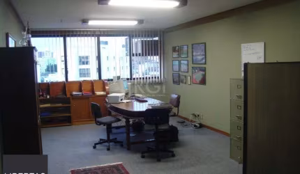 Sala Comercial no bairro São João com vaga
