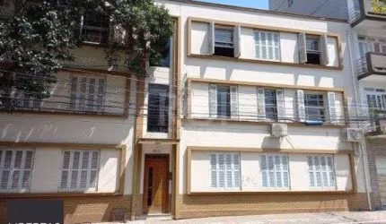 Apartamento no Bom Fim de 3 dormitórios frente com 103m²