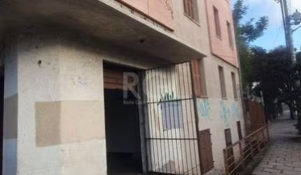 Loja depósito na esquina da Salvador França com Jacob Vontobel
