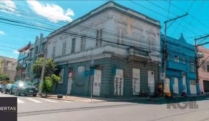 Prédio comercial de esquina próximo à Santa Casa
