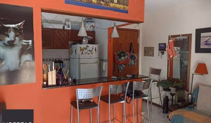 APTO DE 01 DORMITÓRIO COM SACADA , ELEVADOR NA CIDADE BAIXA
